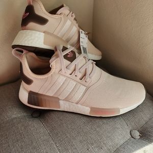 Adidas NMD_R1 Women Running Shoes Size 10 HQ4279 Wonder Quartz/Earth Strata. NEW